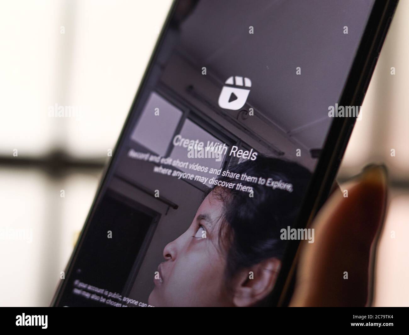 Assam, inde - 9 juillet 2020 : rouleaux Instagram pour faire de courtes vidéos. Banque D'Images