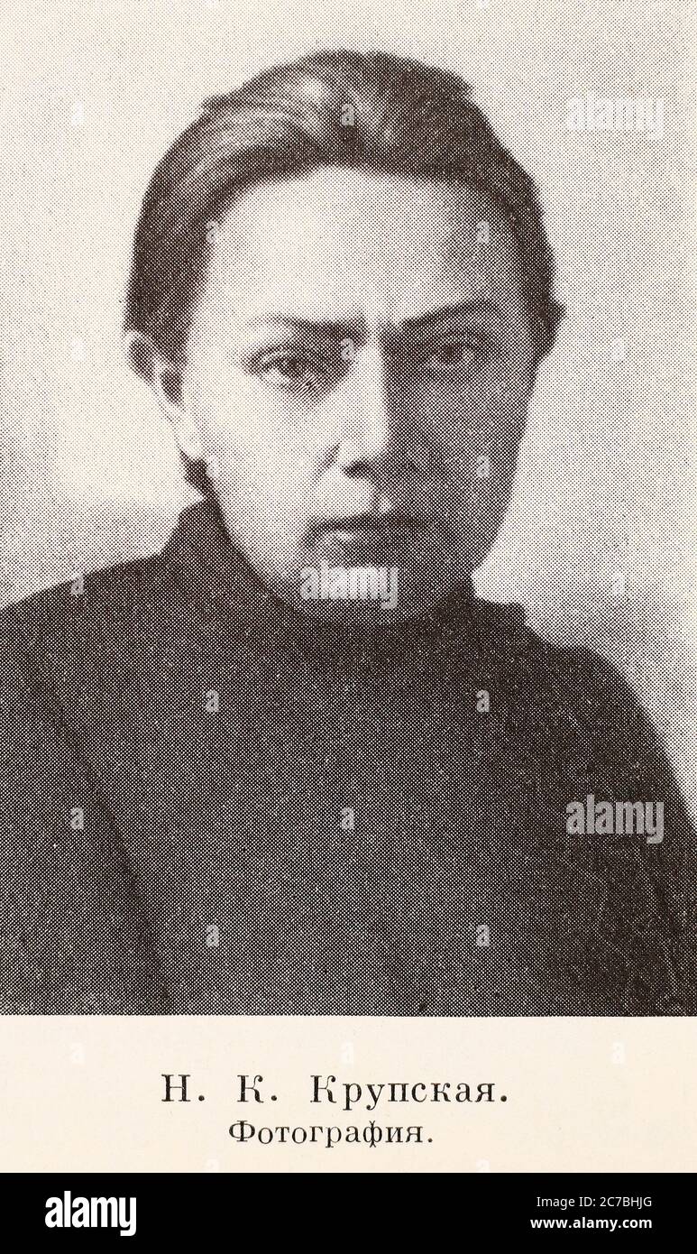 Photo portrait de Nadezhda Krupskaya. Nadezhda Konstantinovna Krupskaya était un révolutionnaire bolchevique russe, homme politique, et l'épouse de Vladimir Lénine de 1898 jusqu'à sa mort en 1924. Elle a été vice-ministre de l'éducation de l'Union soviétique de 1929 à sa mort en 1939. Banque D'Images