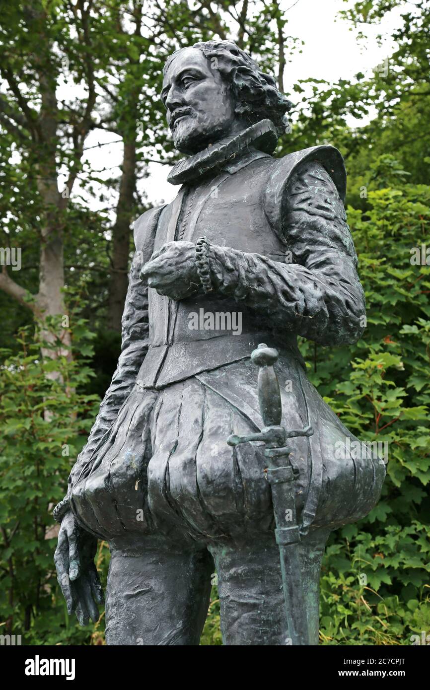 L'amiral Sir George Somers, fondateur des Bermudes, Langmoor et Lister Gardens, Lyme Regis, Dorset, Angleterre, Grande-Bretagne, Royaume-Uni, Royaume-Uni, Europe Banque D'Images