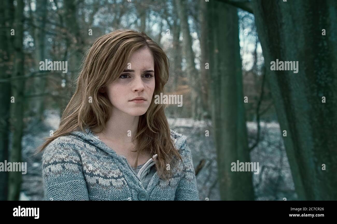 Emma Watson comme Hermione Granger dans le film Harry Potter et les Hallows Deathly - image de film promotionnel Banque D'Images