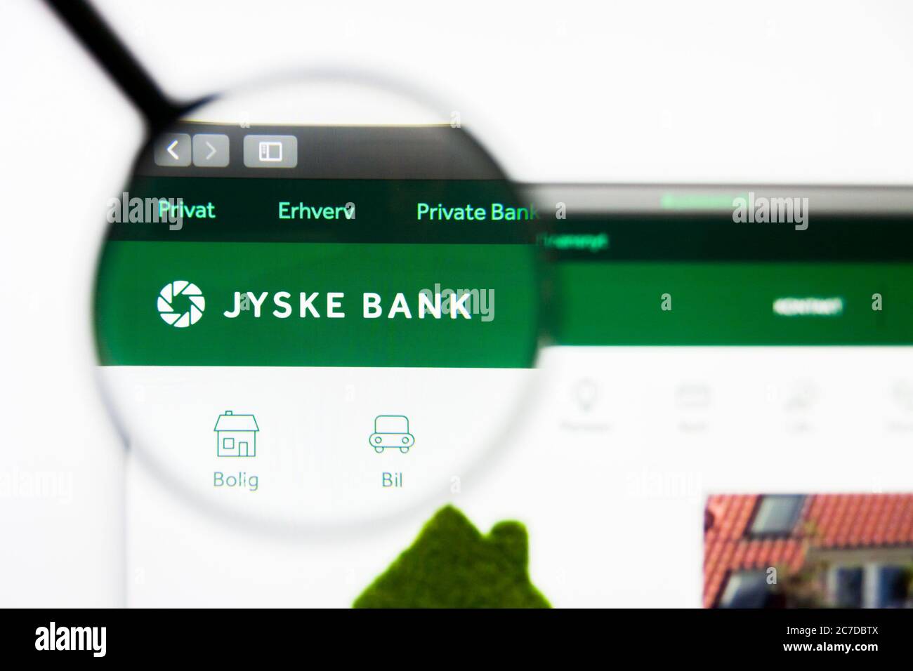 Los Angeles, Californie, Etats-Unis - 5 avril 2019 : éditorial illustratif de la page d'accueil du site de la Jyske Bank. Logo de la banque Jyske visible sur l'écran. Banque D'Images