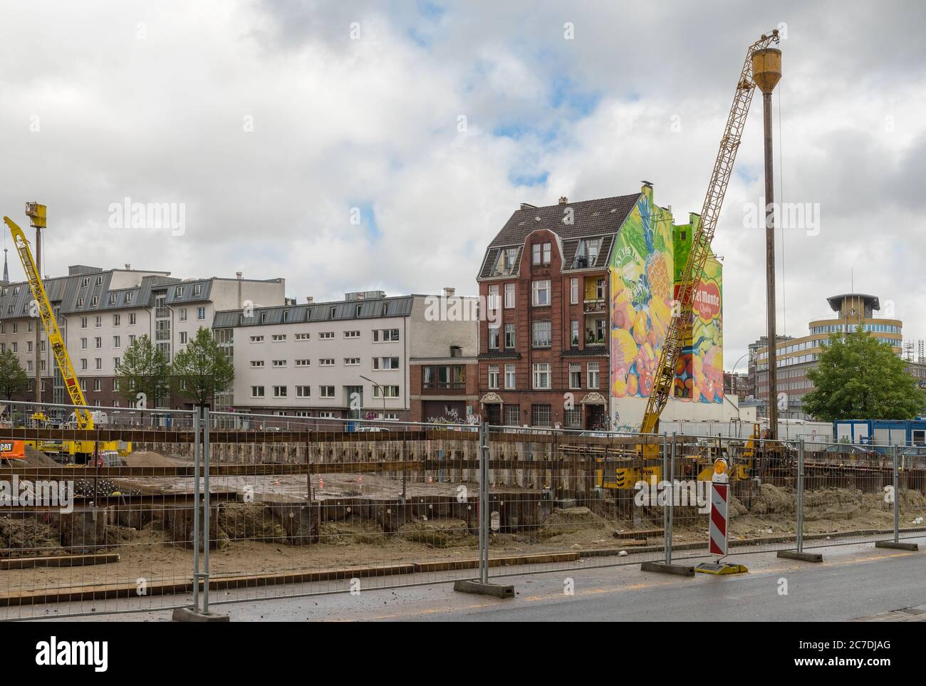 Grand chantier de construction dans le centre-ville de Hambourg, Allemagne Banque D'Images