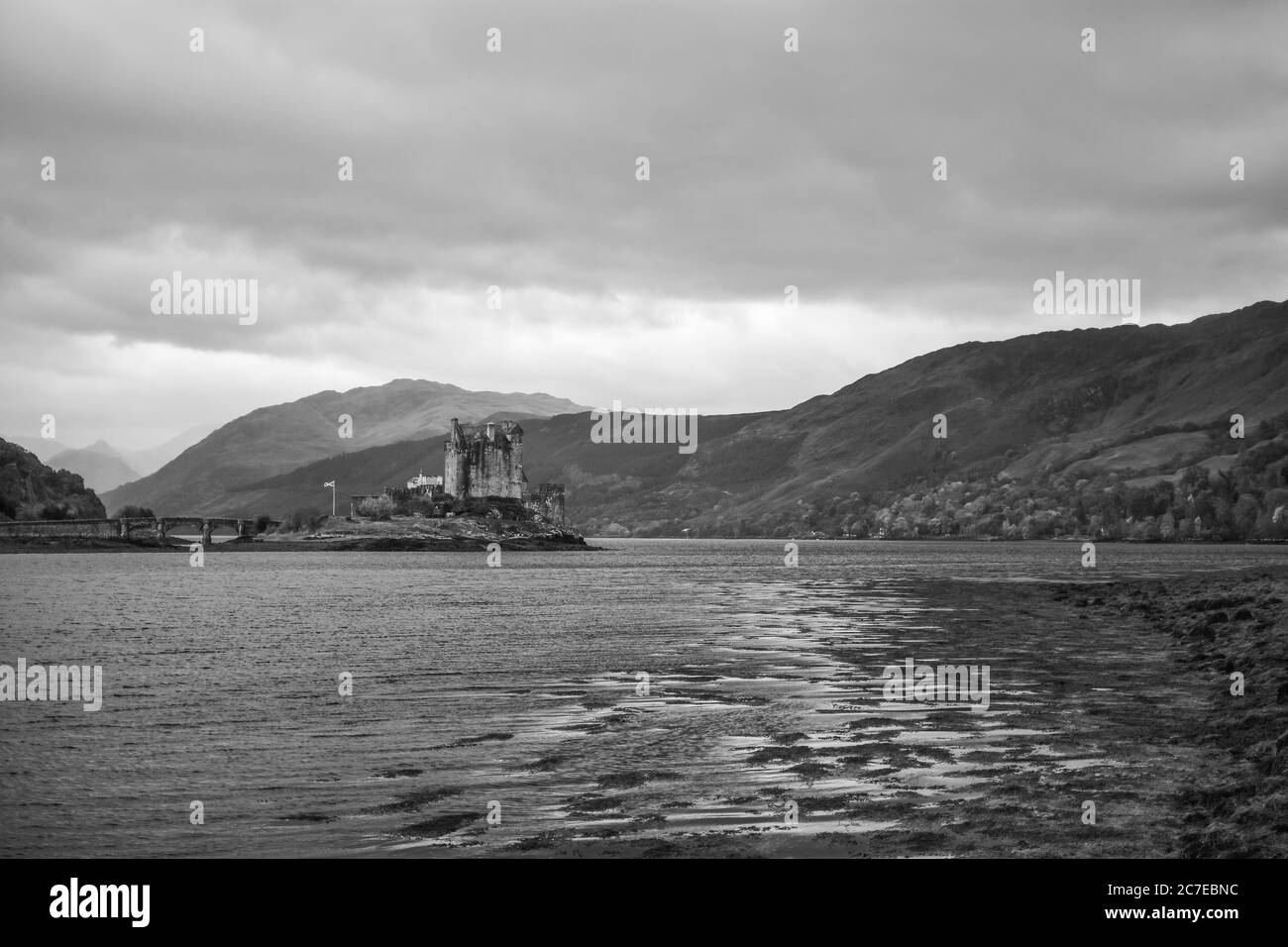 Château d'Eilean Donan par Loch Duich, Écosse Banque D'Images