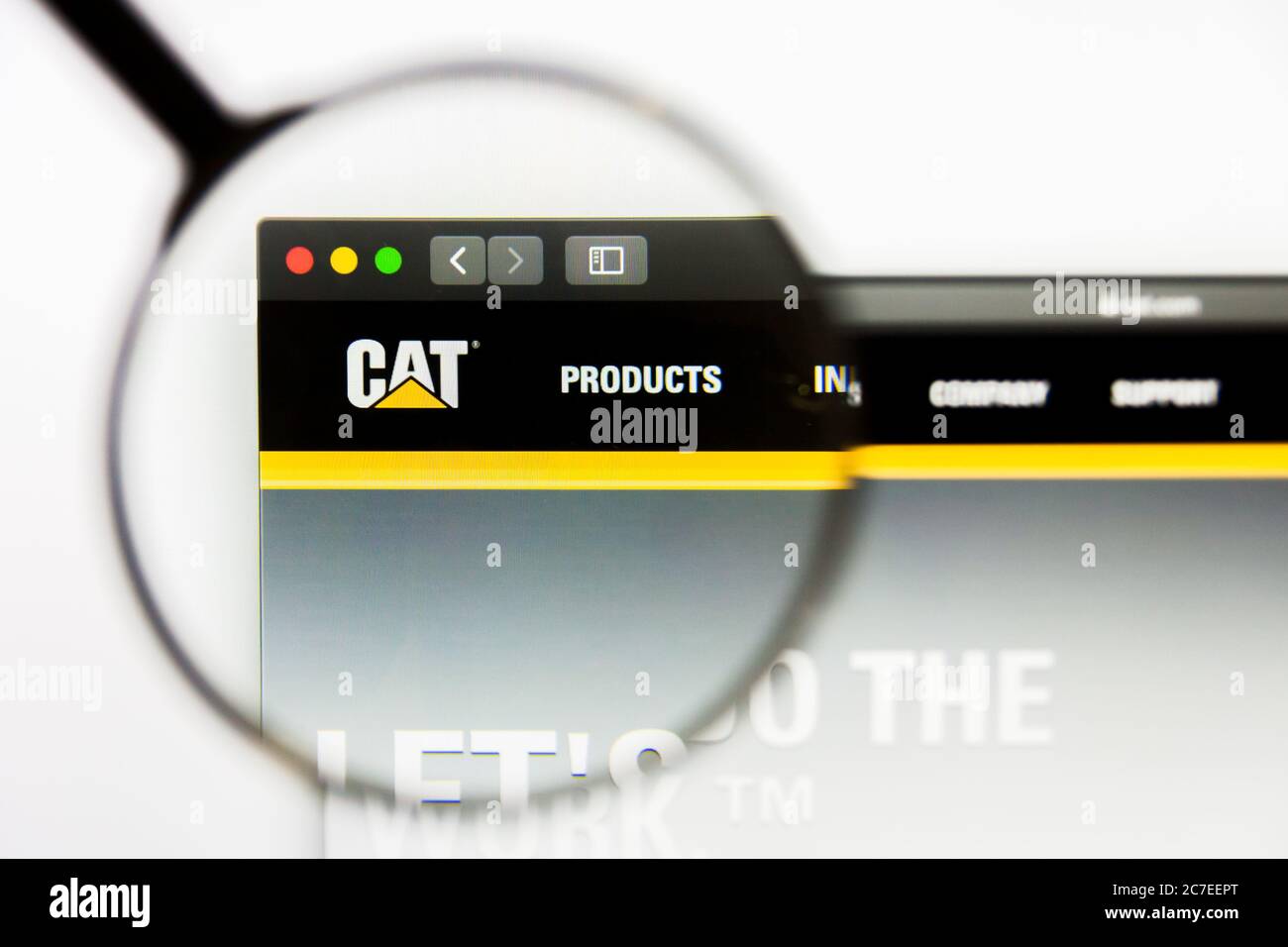Los Angeles, Californie, États-Unis - 13 mars 2019 : Editorial d'illustrations, page d'accueil du site Web Caterpillar. Logo Caterpillar visible sur l'écran Banque D'Images