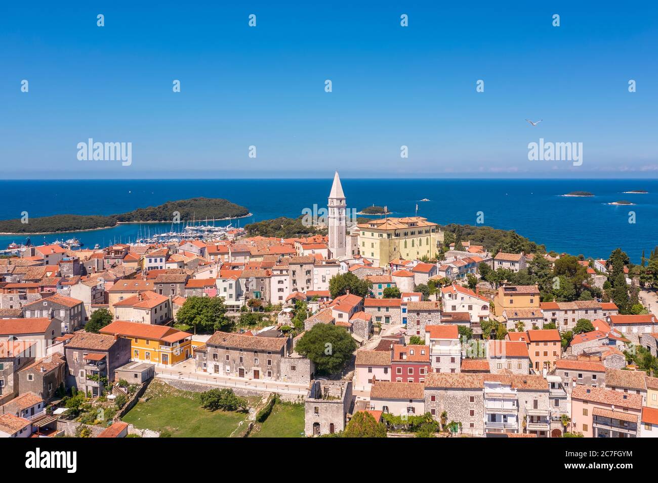 Une photo aérienne de la ville côtière de Vrsar, Istrie, Croatie Banque D'Images