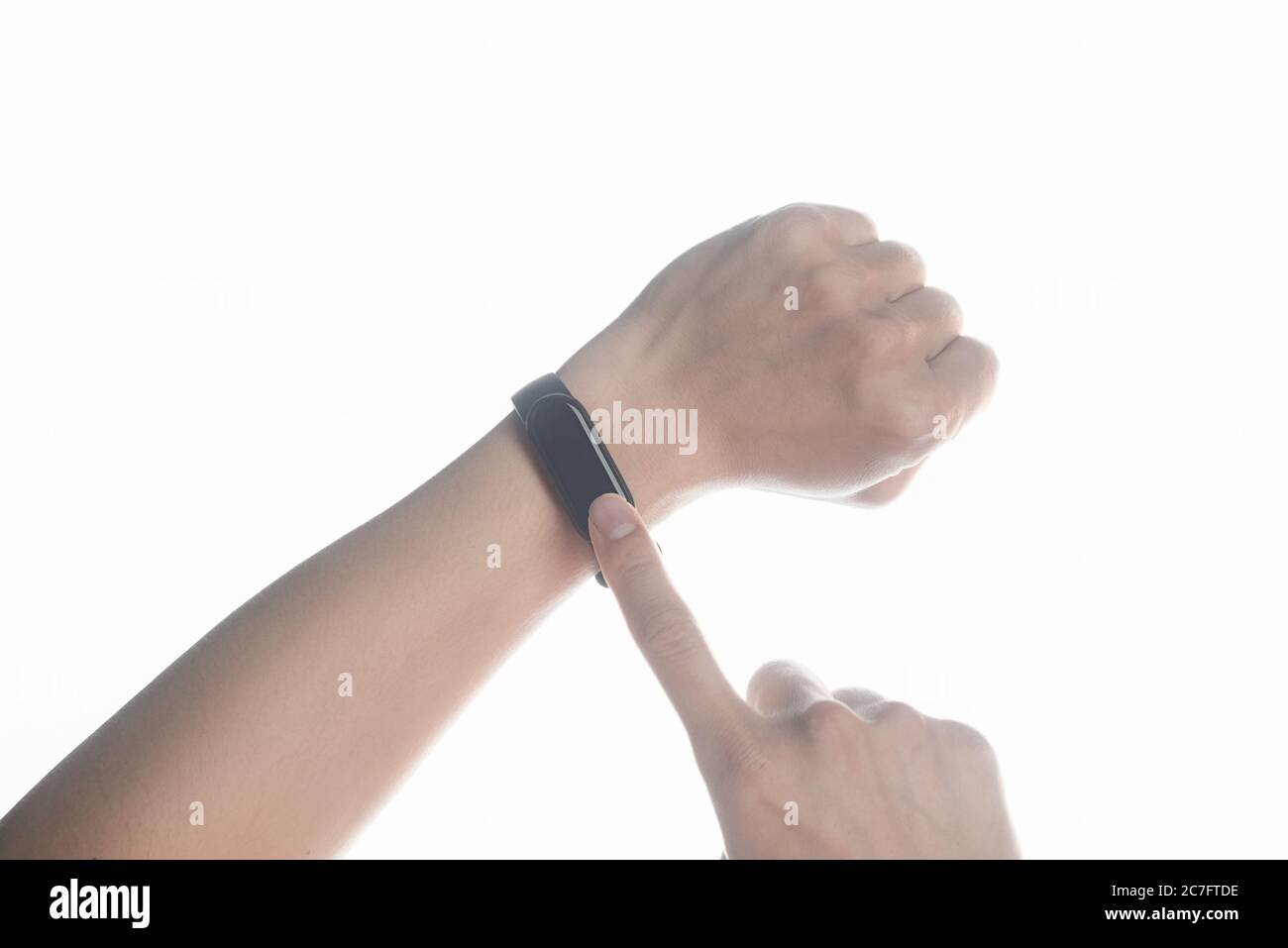 Un bracelet de sport sur le bras Banque D'Images