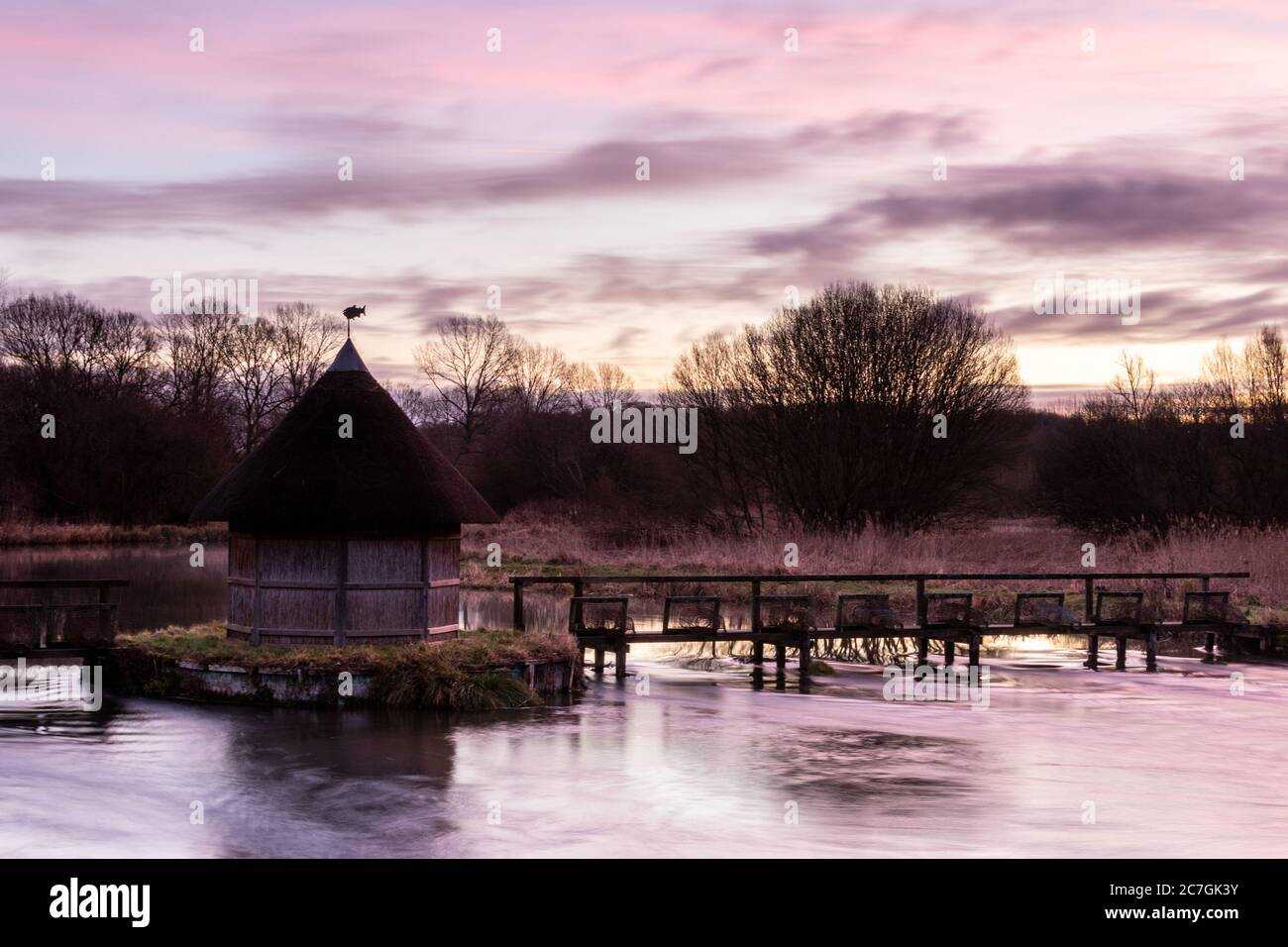 Les pièges d'Eel dans l'essai de rivière dans le Hampshire aussi connu sous le nom de lapin Banque D'Images