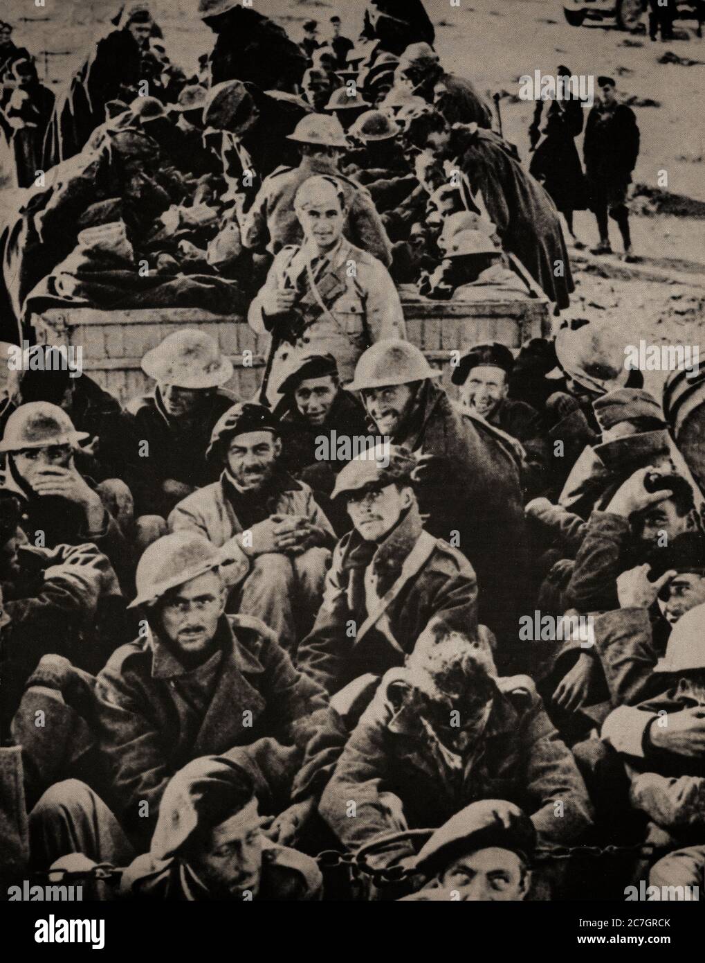 Prisonniers de guerre britanniques capturés au début de la campagne nord-africaine de la Seconde Guerre mondiale, en juin 1940. Banque D'Images