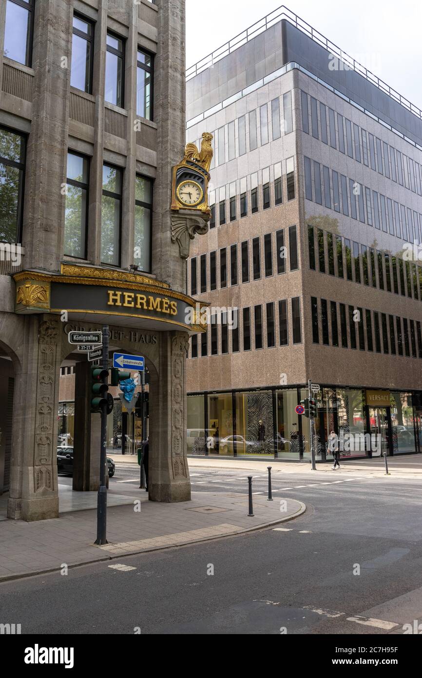 Europe, Allemagne, Rhénanie-du-Nord-Westphalie, Düsseldorf, centre-ville, rue dans la Königsallee de Düsseldorf Banque D'Images