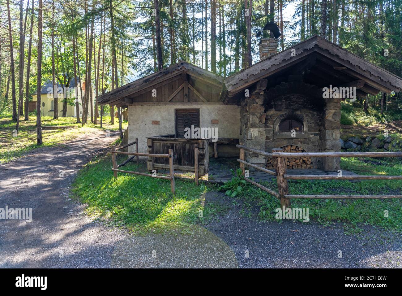 Europe, Autriche, Tyrol, Alpes de l'Ötztal, Ötztal, four à chaux historique à Sautens Banque D'Images