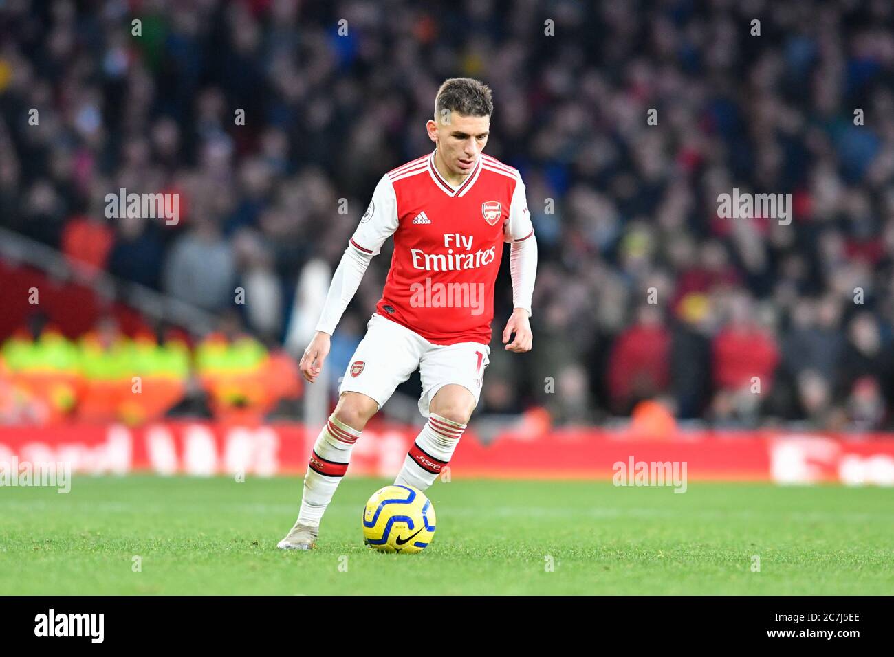 18 janvier 2020, Emirates Stadium, Londres, Angleterre; Premier League, Arsenal v Sheffield United : Lucas Torreira (11) d'Arsenal avec le ballon Credit: Simon Whitehead/News Images Banque D'Images