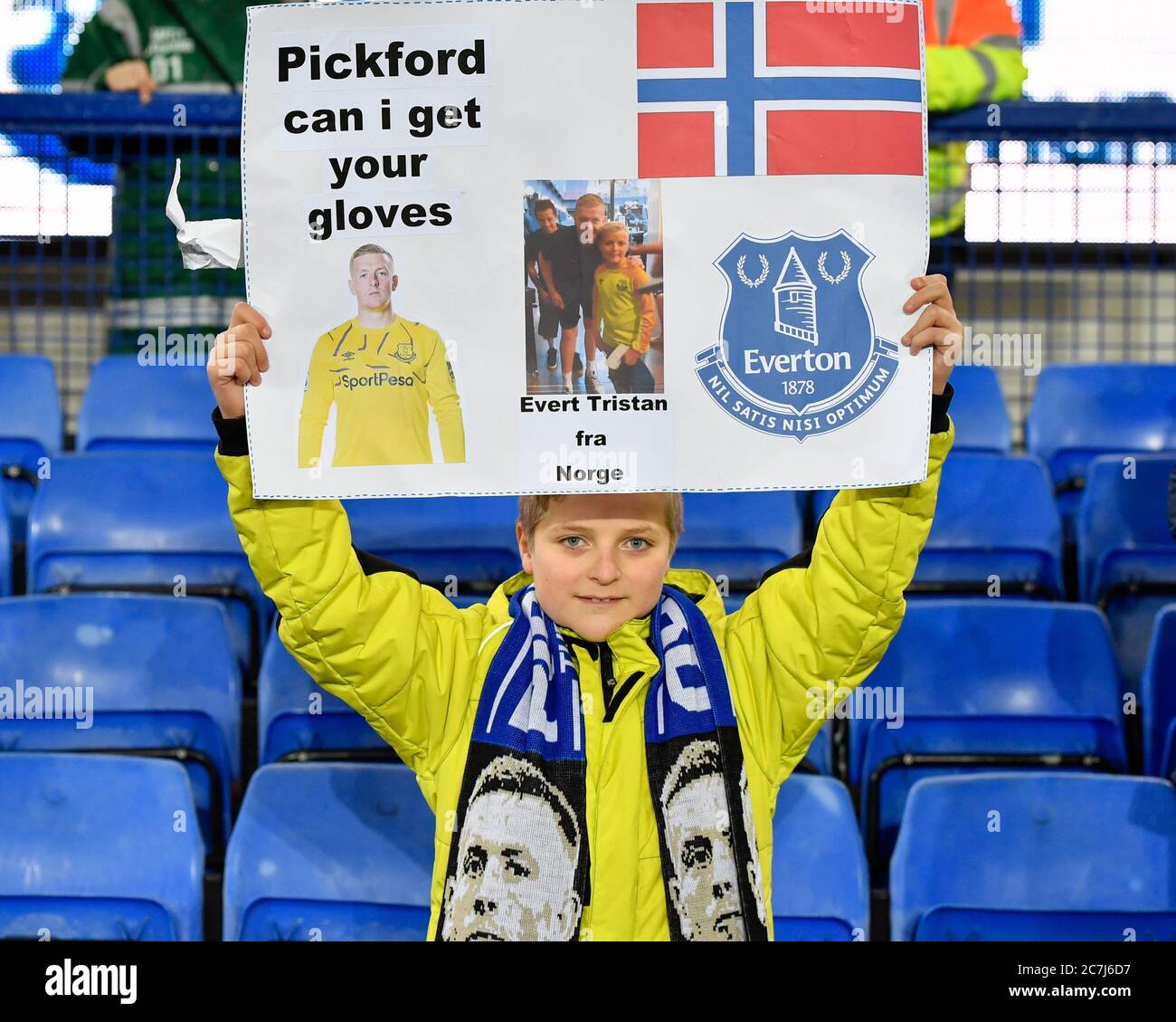 21 janvier 2020, Goodison Park, Liverpool, Angleterre; Premier League, Everton contre Newcastle United : un jeune fan d'Everton avait fait le voyage de Norvège à Goodison Park ce soir Banque D'Images