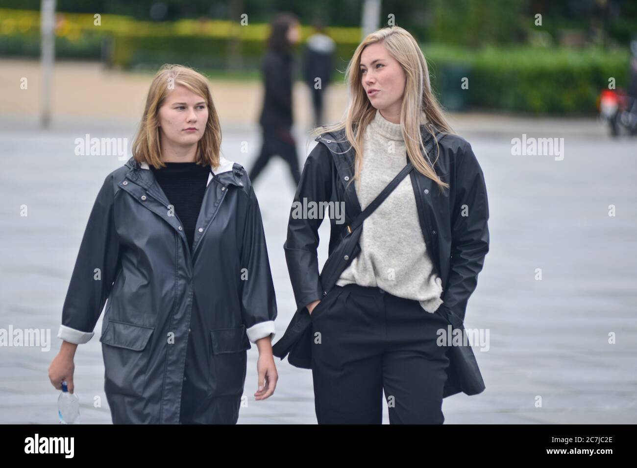Femmes norvégiennes à Lille Lungegrdsvannet, Bergen, Norvège Banque D'Images