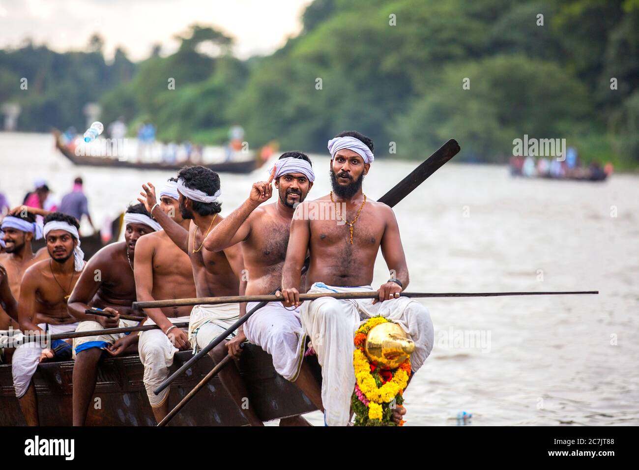 Appelé aussi palliyodam bateaux décorés et les rameurs de Aranmula Boat Race,le plus vieux bateau fiesta au Kerala,Aranmula,Inde,pradeep subramanian Banque D'Images