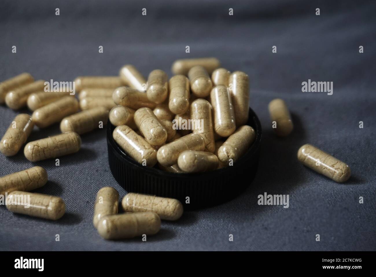 Capsules de nutrition de vitamine K2 Banque D'Images