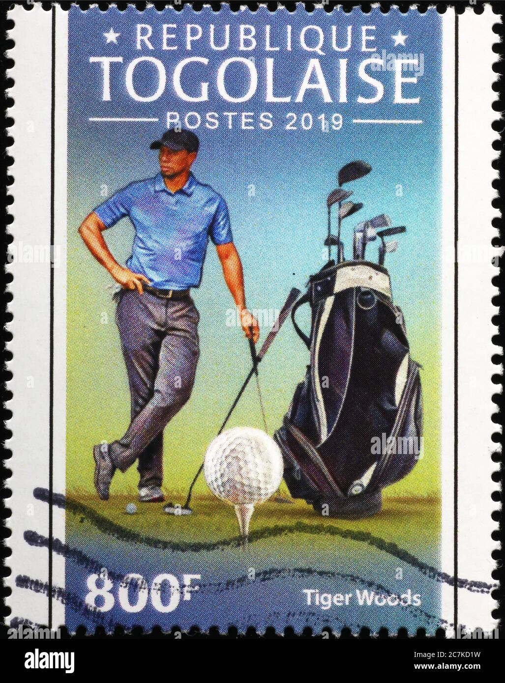 Tiger Woods prêt à jouer sur un timbre-poste Banque D'Images