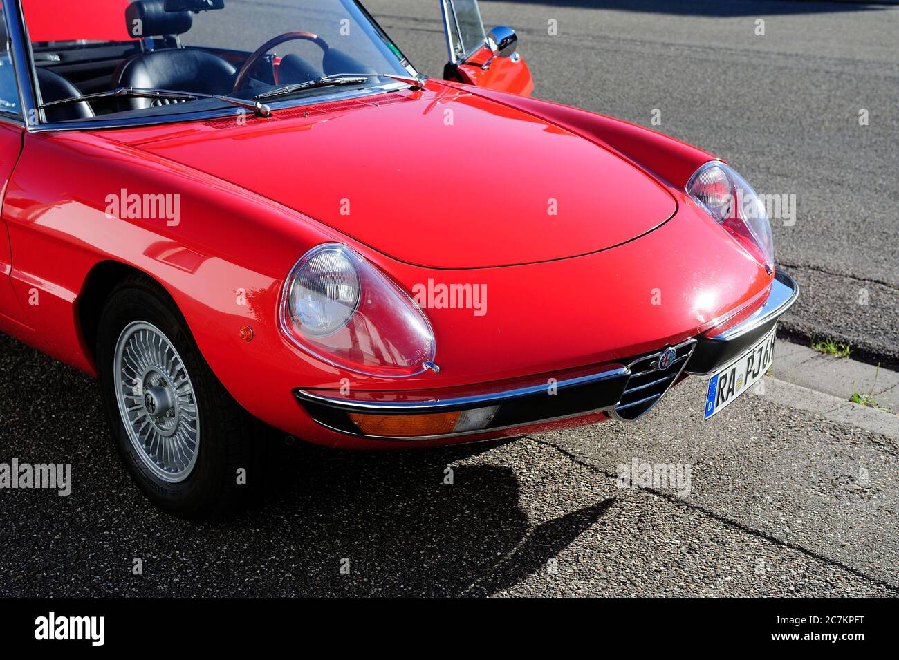 Alfa Romeo, Spider, Pininfarina, voiture, oldtimer, voiture classique, roadster, design italien, Alfa Sound, Osso di Seppia Banque D'Images