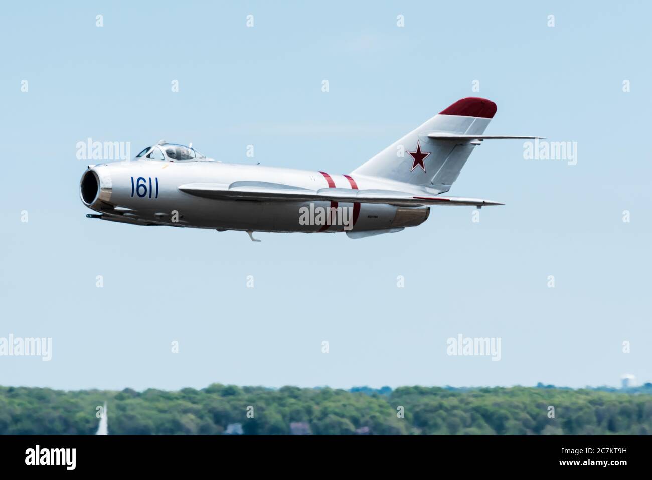 MIG-17 a été piloté par Randy ball au salon de l'aéronautique de la Garde nationale du Rhode Island. Banque D'Images