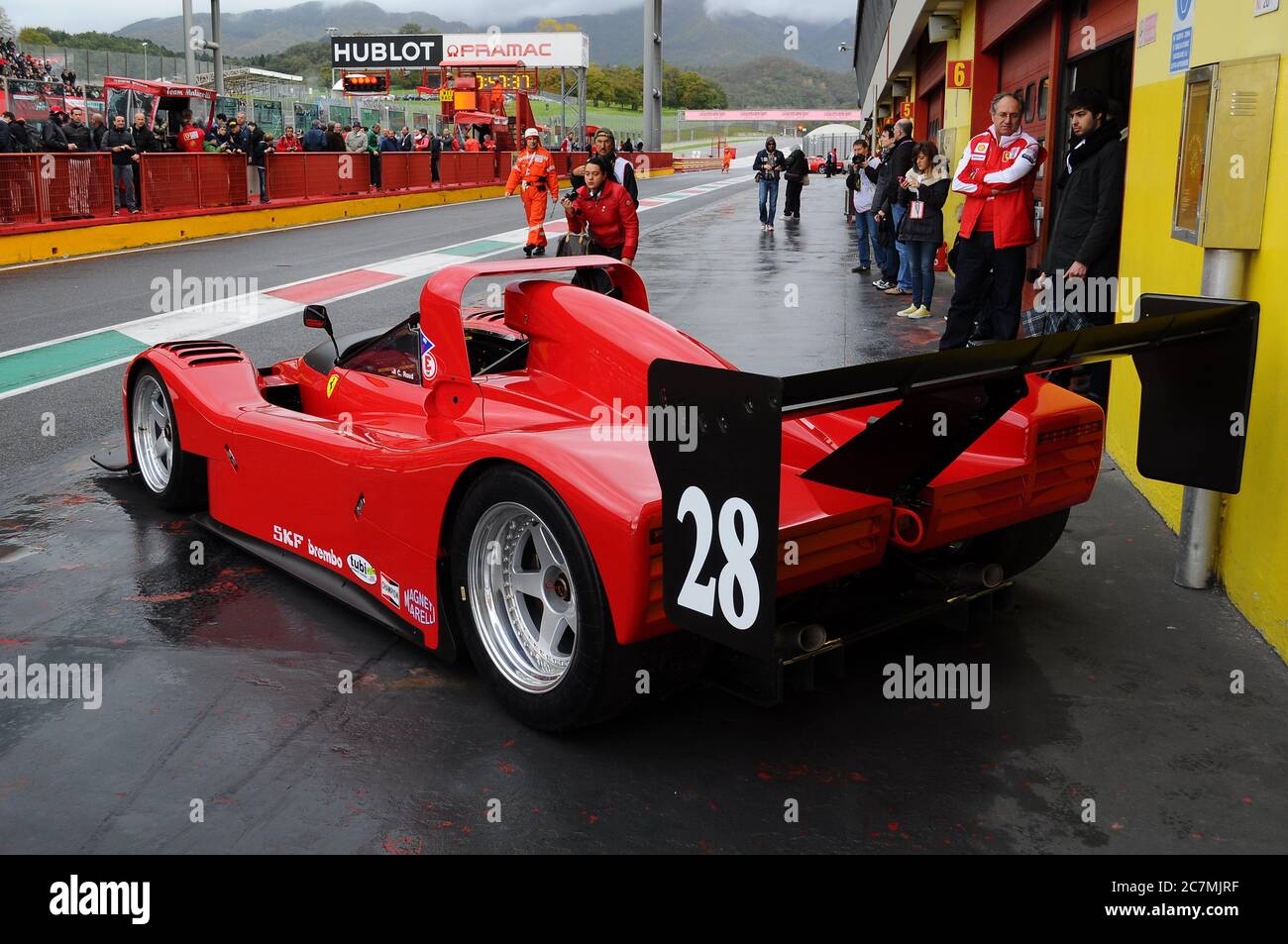 MUGELLO, IT, novembre 2013 : Ferrari 333SP au circuit Mugello pendant Finali Mondiali Ferrari 2013 à Mugello, italie. Banque D'Images