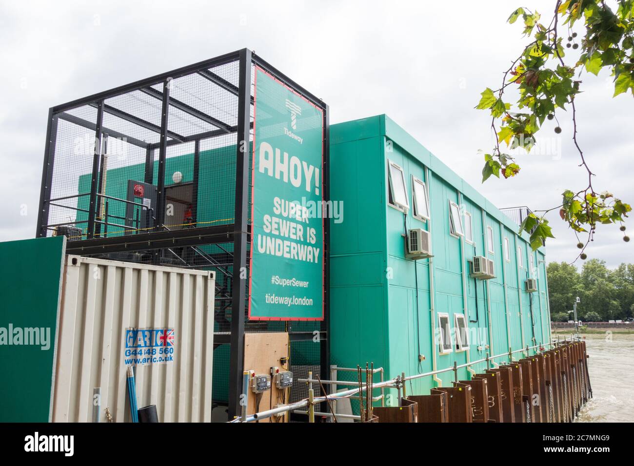 Construction de la Thames Super Sewer à côté de Albert Bridge, Londres, Royaume-Uni Banque D'Images