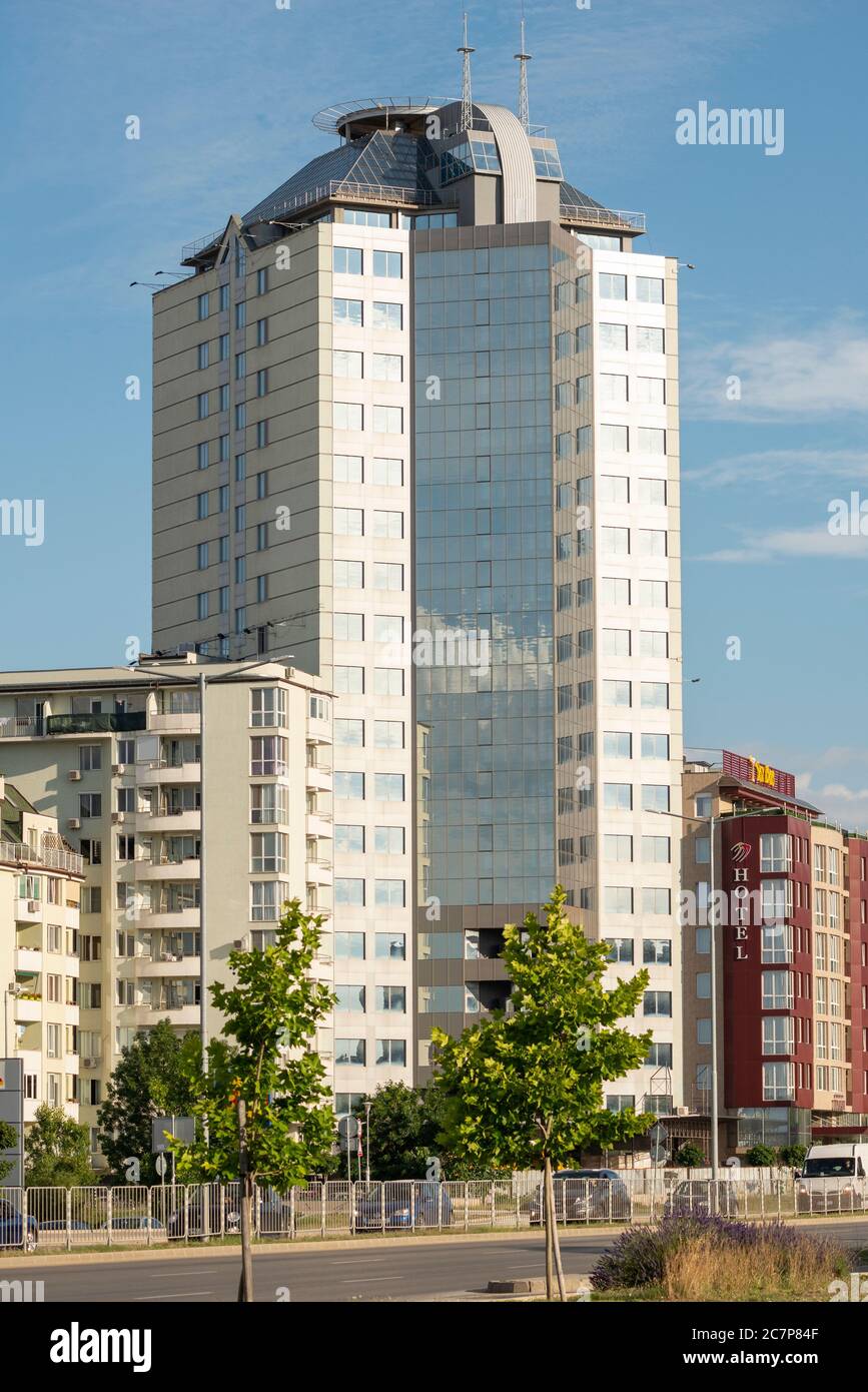 Bâtiment moderne en verre de bureau à Sofia Bulgarie, Europe de l'est, Balkans, UE Banque D'Images