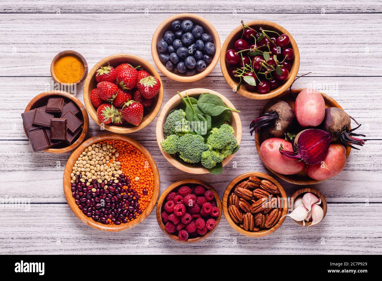 Aliments sains riches en antioxydants, vue du dessus. Banque D'Images