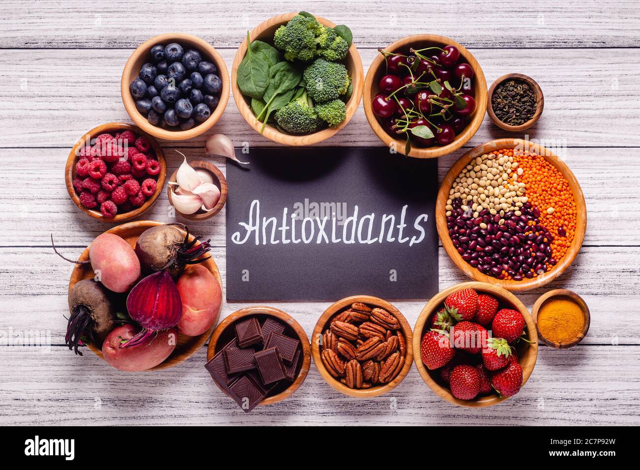Aliments sains riches en antioxydants, vue du dessus. Banque D'Images