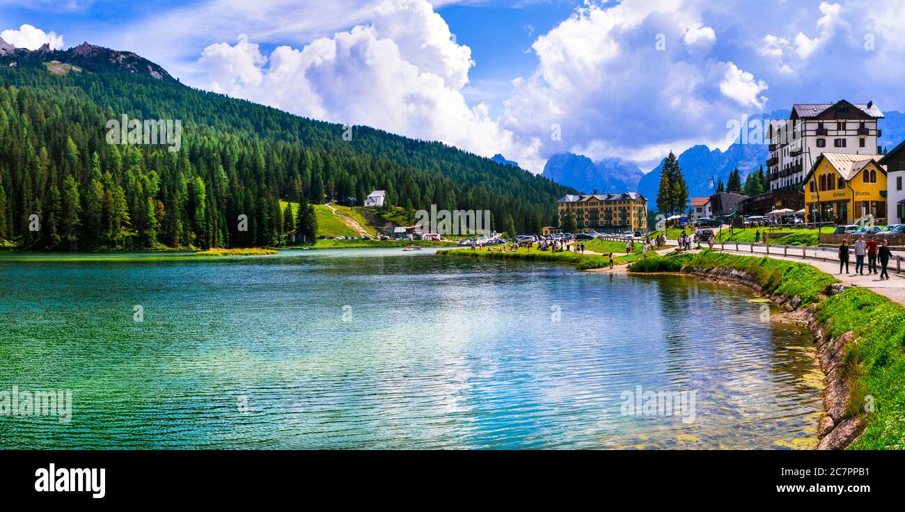 Magnifique paysage de lac de montagne Lago di Misurina dans les Alpes Dolomites, province de Belluno. 27.08.2019 Banque D'Images