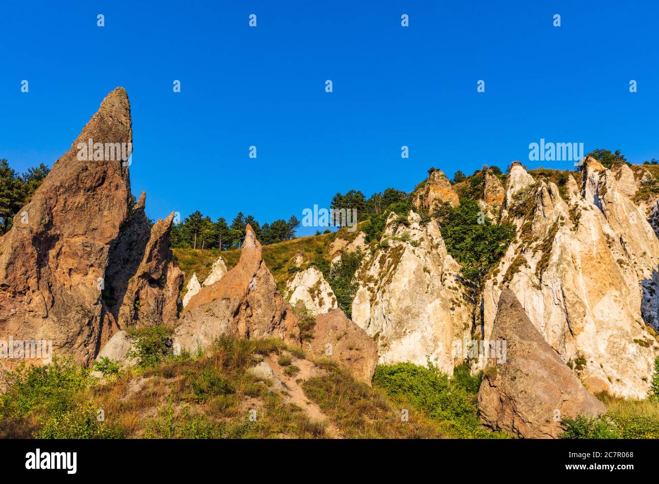 Rock Forest de Zangezur montagnes en vue de la province de Syunik Goris Arménie Europe de l'Est Banque D'Images