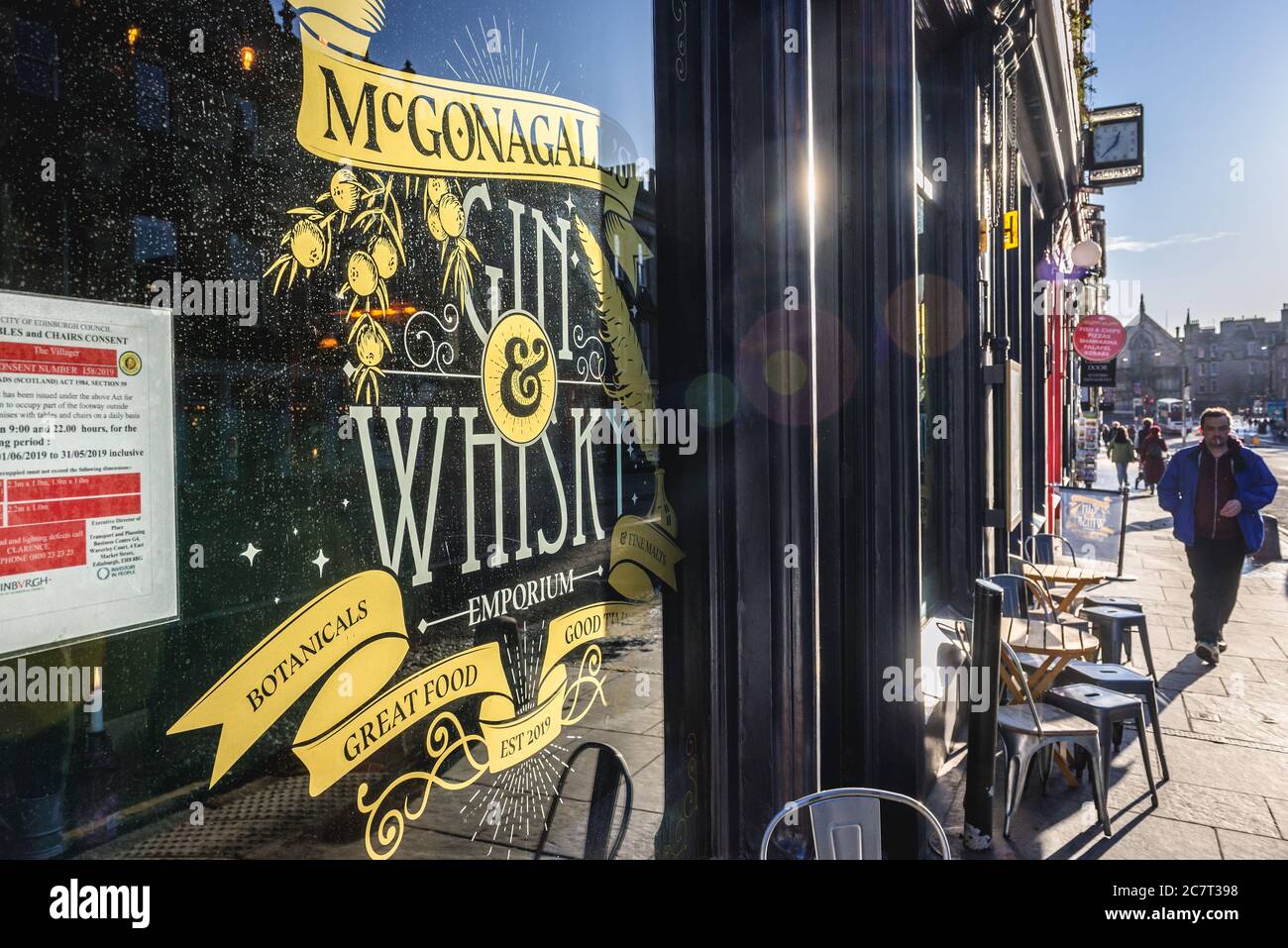 McGonagalls Gin & Whisky Emporium bar à Édimbourg, la capitale de l'Écosse, une partie du Royaume-Uni Banque D'Images