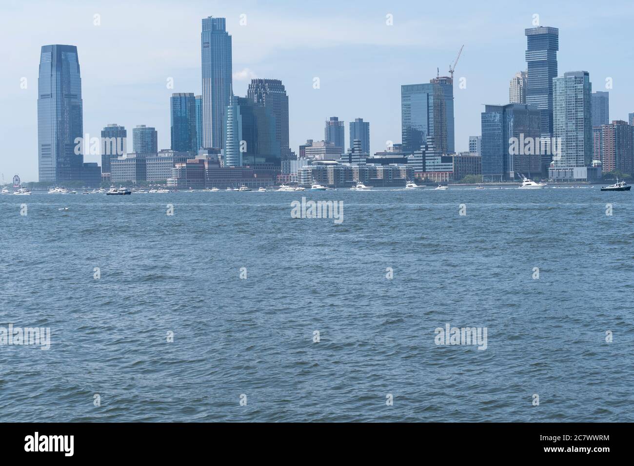 New York, NY - 19 juillet 2020 : des centaines de bateaux ont participé à la parade des bateaux Trumpstock sur le fleuve Hudson pour promouvoir la réélection du président Trump 2020 Banque D'Images