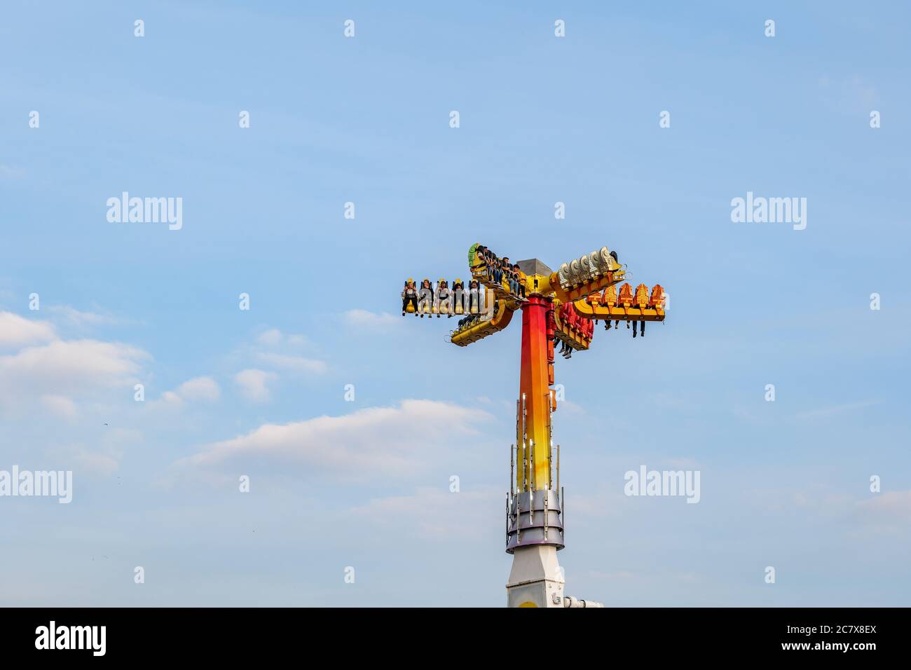 Pendule tournant Banque de photographies et d'images à haute résolution -  Alamy