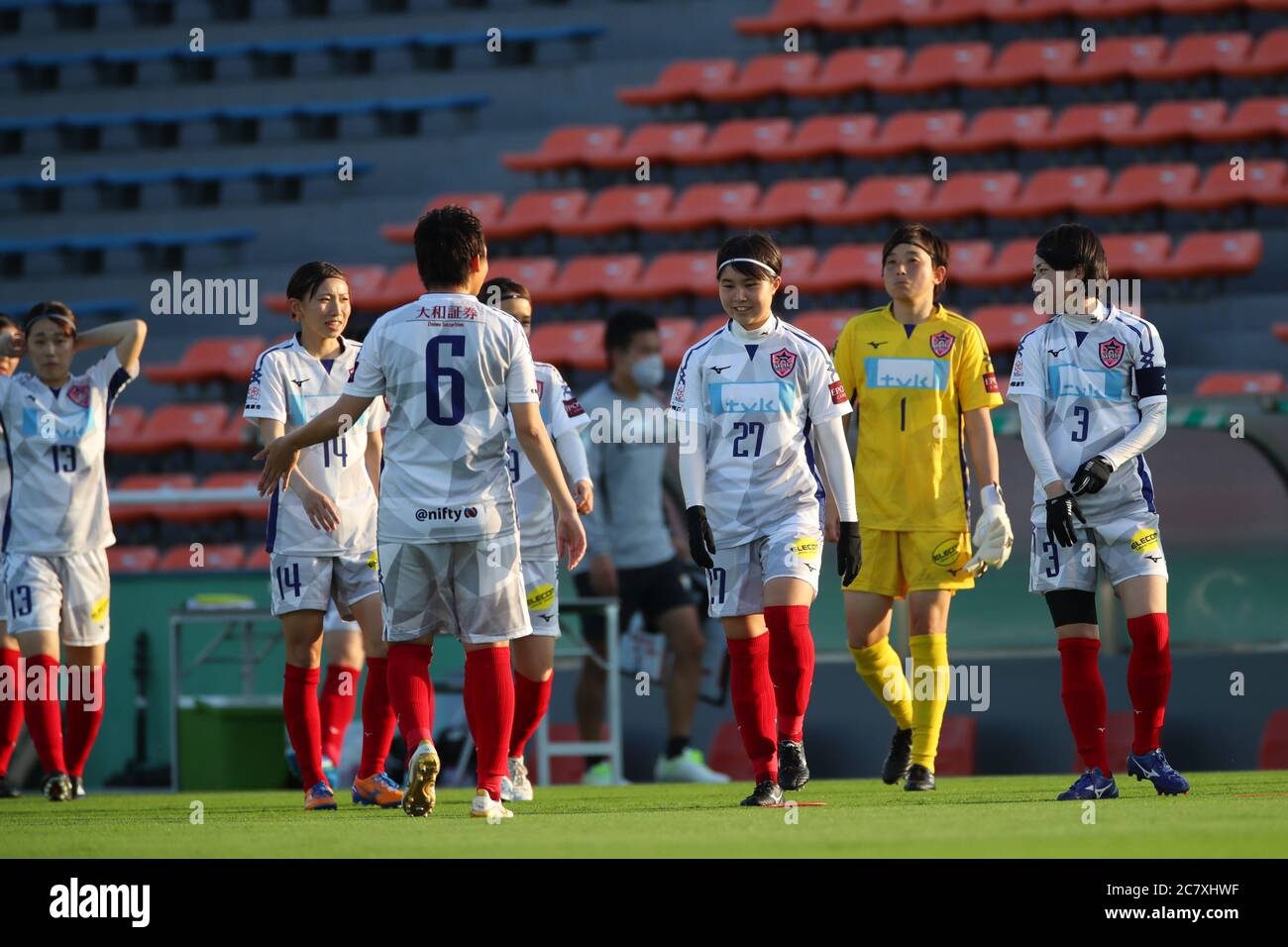 La maladie du coronavirus. 19 juillet 2020. Nojima Stella Kanagawa Groupe d'équipe Sagamihara, 19 JUILLET 2020 - football : 2020 Planus Nadeshiko Ligue Division 1 entre Nippon TV Tokyo Verdy Beleza 1-0 Nojima Stella Kanagawa Sagamihara au champ Ajinomoto Nishigaoka, Tokyo, Japon. La ligue japonaise de football féminin a commencé derrière des portes fermées après l'épidémie du coronavirus. Crédit: YUTAKA/AFLO SPORT/Alay Live News Banque D'Images