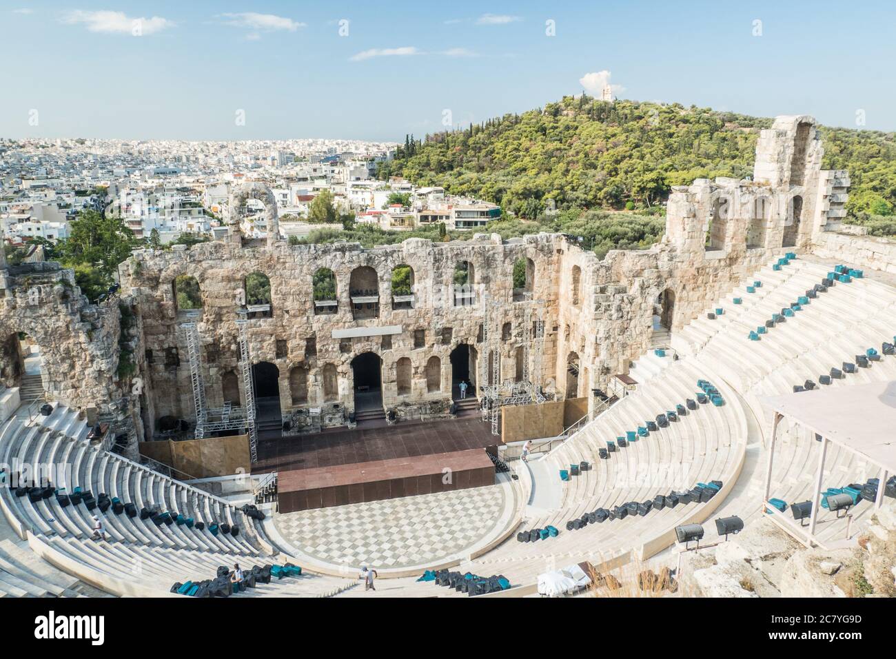 L'Odéon de Herodes Atticus alias Amphithéâtre de Herodeion vu de l'Acropole d'Athènes, Grèce. Banque D'Images