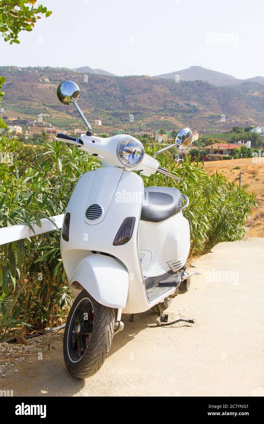 Transport de mobylette en grèce Banque de photographies et d’images à
