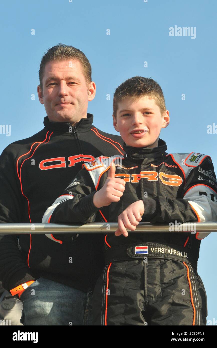 Jos & Max Verstappen, pendant la carrière de karting junior international de Max. Banque D'Images
