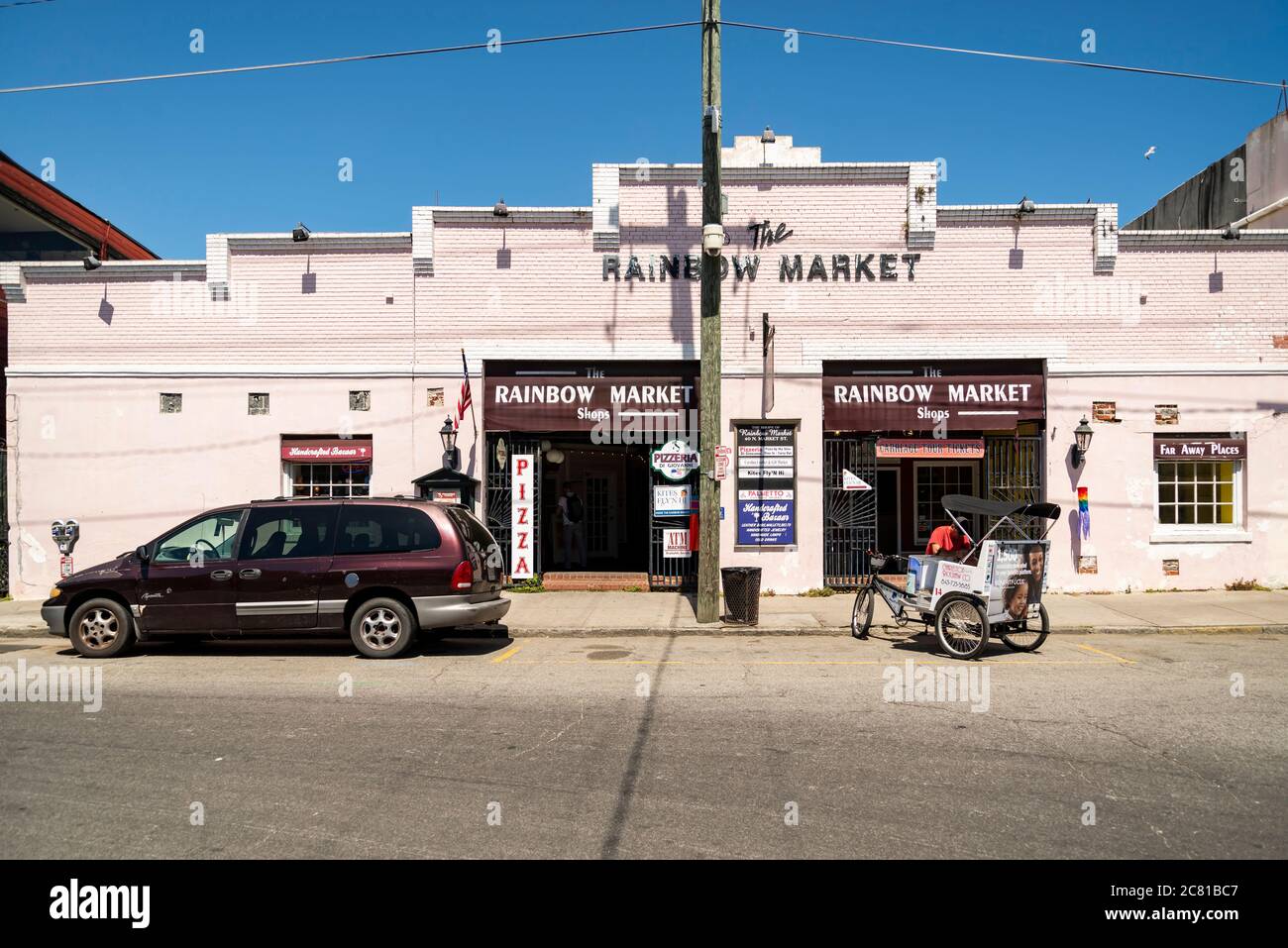 Le marché historique de Charleston City. En tant que l'un des plus anciens marchés publics du pays, les visiteurs trouvent plus de 300 entrepreneurs. Banque D'Images