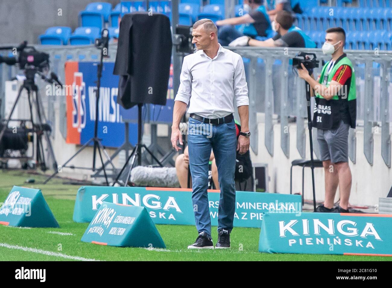 Poznan, Pologne. 19 juillet 2020. Dariusz Zuraw entraîneur de Lech Poznan pendant le match PKO polonais Ekstraklasa entre Lech Poznan et Jagiellonia Bialystok au stade municipal de Poznan.score final; Lech Poznan 4:0 Jagiellonia Bialystok. Crédit : SOPA Images Limited/Alamy Live News Banque D'Images