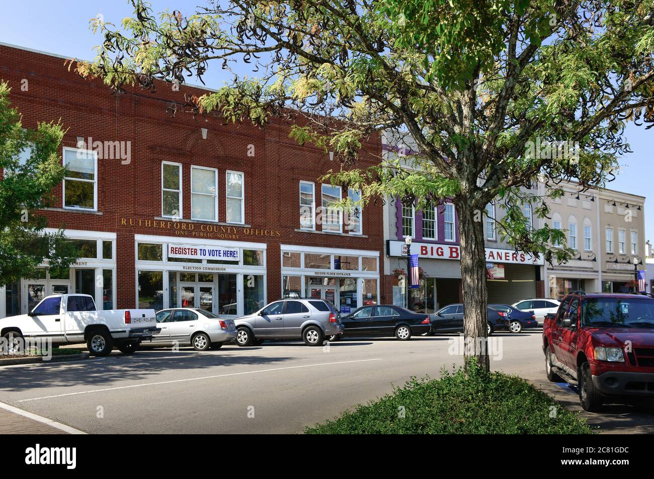 Les bureaux du comté de Rutherfrod sur la place de la ville dans la petite ville de l'Amérique, Murfreesboro, TN, Banque D'Images