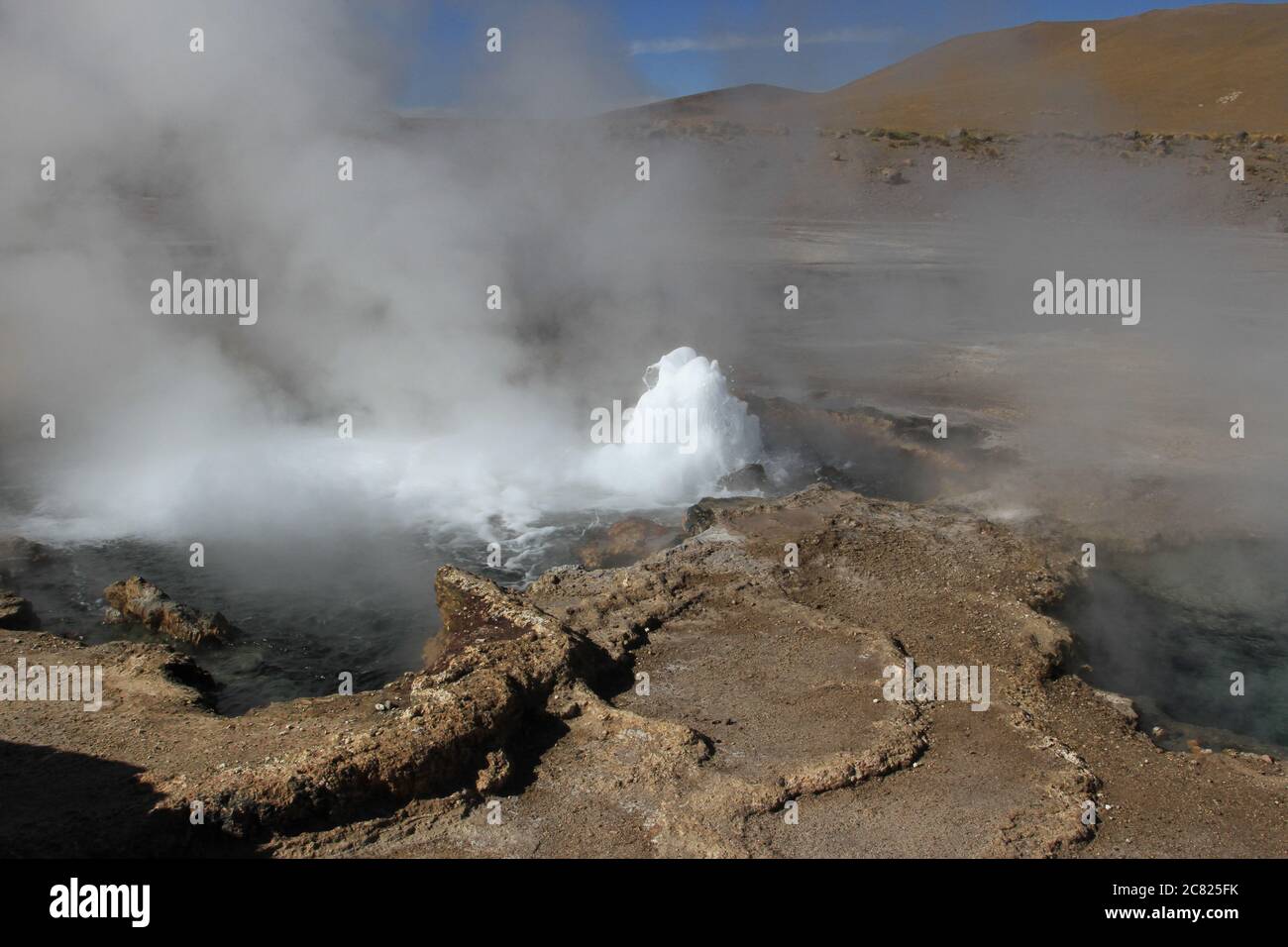 Paysages de champ de geyser El Tatio, Atacama, Chili Banque D'Images