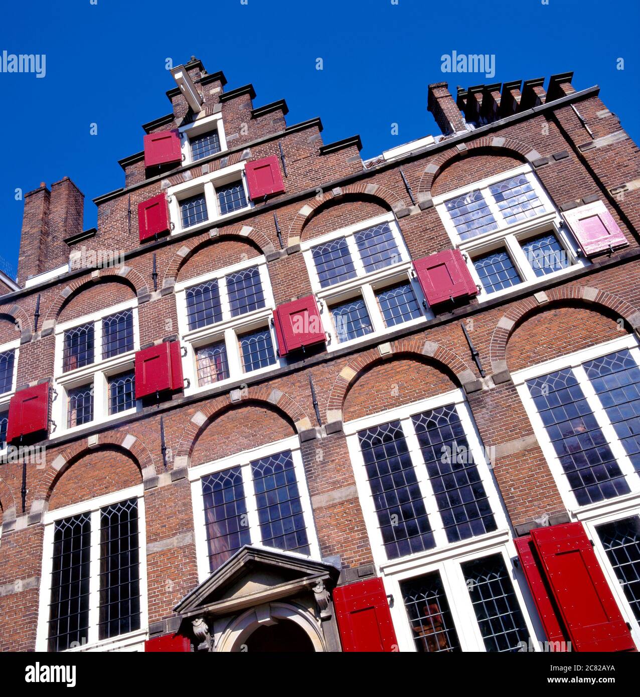 Façade d'une maison monumentale avec pignon à gradins aux pays-Bas Banque D'Images
