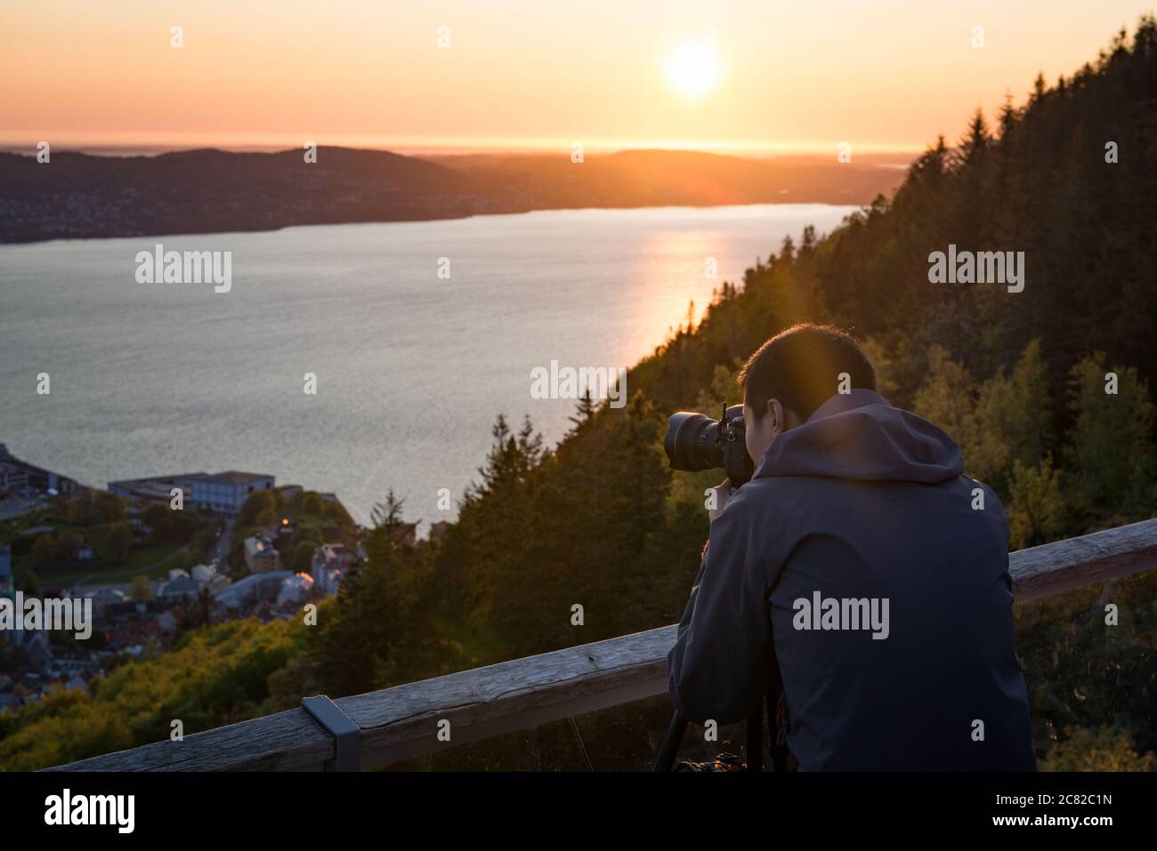 La vue du sommet à Fløyen, donnant sur Bergen en Norvège Banque D'Images