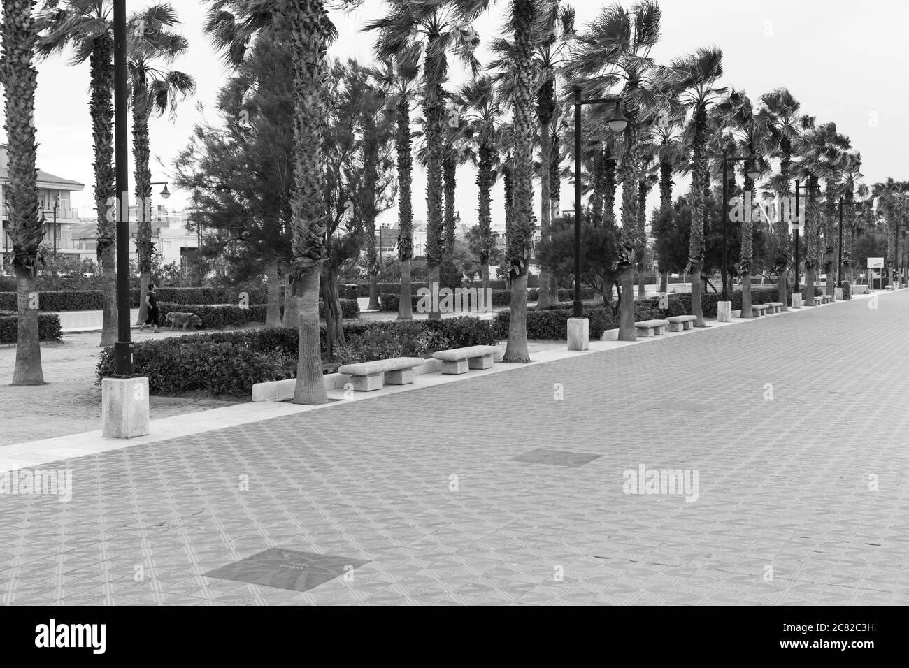 Les plages d'El Cabanyal et de Malvarrosa au coucher du soleil, ville de Valence, Espagne. Banque D'Images