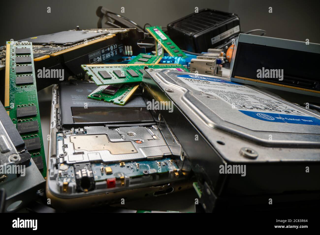 Vue rapprochée des déchets électroniques informatiques Banque D'Images