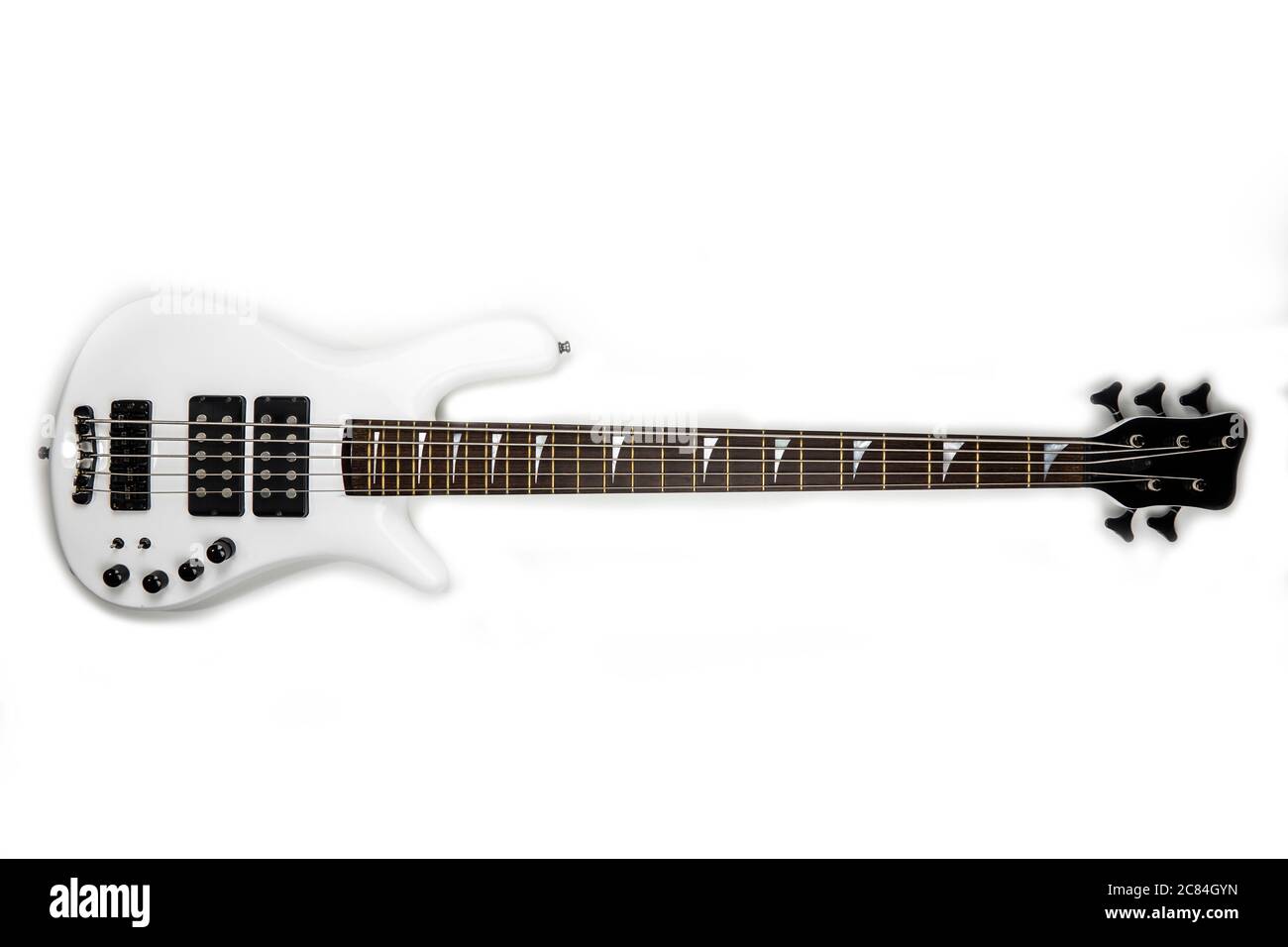 blanc poli finition guitare basse électrique isolé fond blanc. Banque D'Images