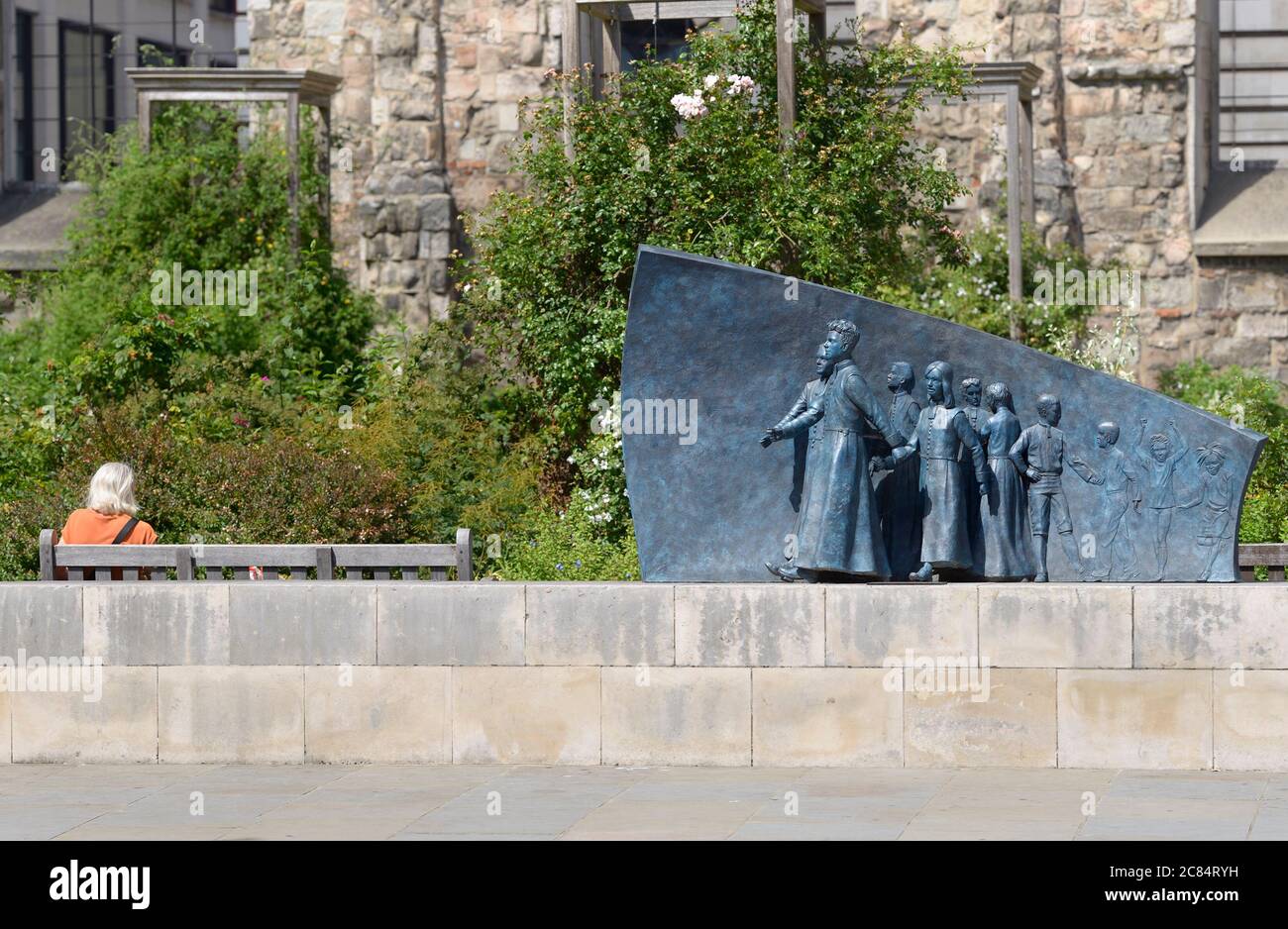 Londres, Angleterre, Royaume-Uni. Sculpture de l'hôpital du Christ (Andrew F Brown, 2017) commémorant l'hôpital ouvert par le roi Edward VIII en 1552 pour la maison, nourrir Banque D'Images