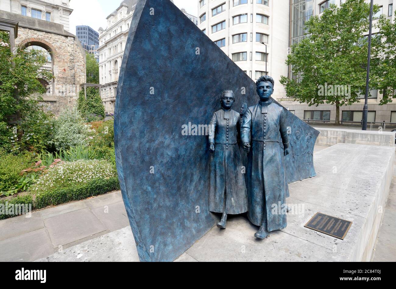 Londres, Angleterre, Royaume-Uni. Sculpture de l'hôpital du Christ (Andrew F Brown, 2017) commémorant l'hôpital ouvert par le roi Edward VIII en 1552 pour la maison, nourrir Banque D'Images