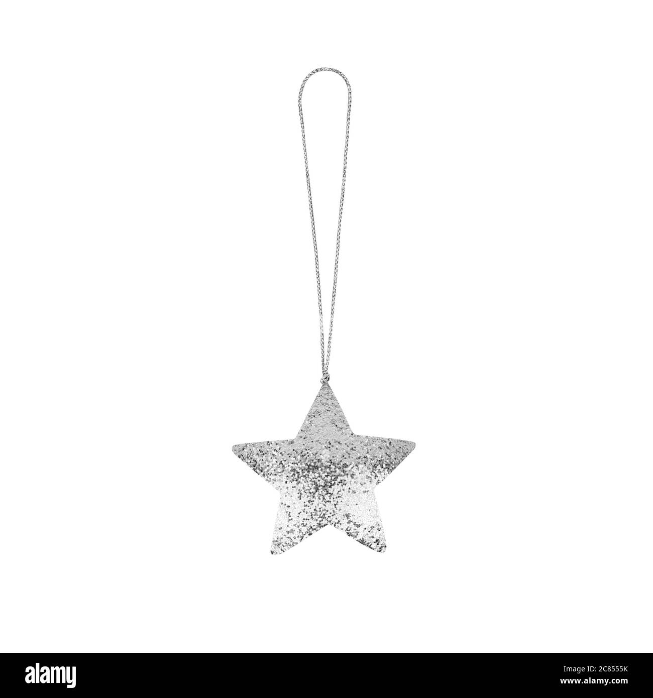 Étoile argentée sur fond blanc isolée gros plan, Сhristmas décoration d'arbre, boule en forme d'étoile brillante, style traditionnel de vacances nouvel an Banque D'Images