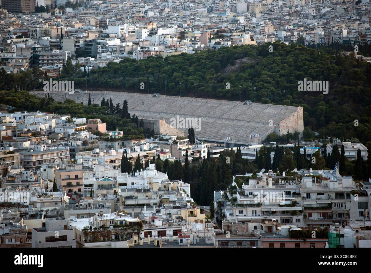 Stade olympique panathénaïque, vue depuis la montagne Lycabette. Athènes, Grèce Banque D'Images