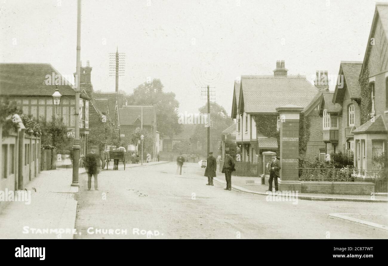 Church Road, Stanmore, Harrow, Londres, Angleterre. Banque D'Images